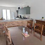 Maison T5 110m² Avec Jardin Clos, Pres De La Plage, Animaux Acceptes, Parking - Fr-1-797-64 Vila