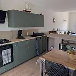 Vila Maison T5 110m² Avec Jardin Clos, Pres De La Plage, Animaux Acceptes, Parking - Fr-1-797-64 *