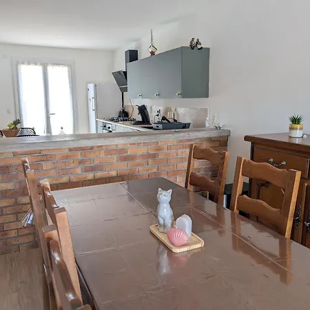 Maison T5 110m² Avec Jardin Clos, Pres De La Plage, Animaux Acceptes, Parking - Fr-1-797-64 Villa